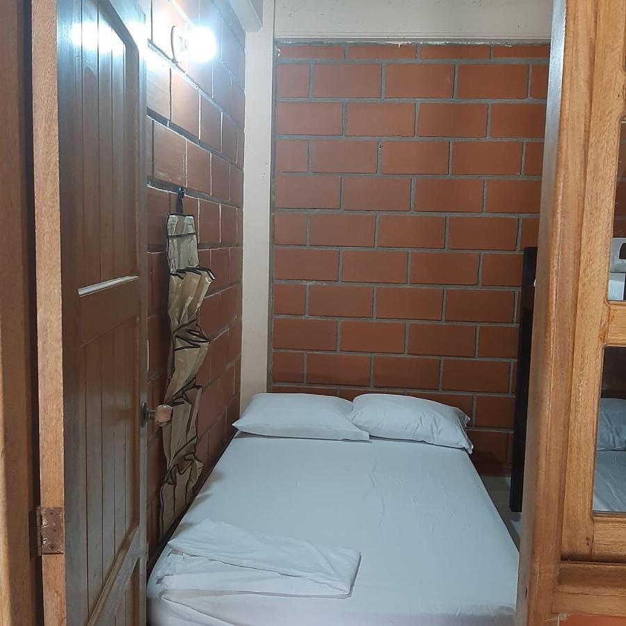 Mi Pueblo Natal Aptos Y Habitaciones Некоклі Екстер'єр фото