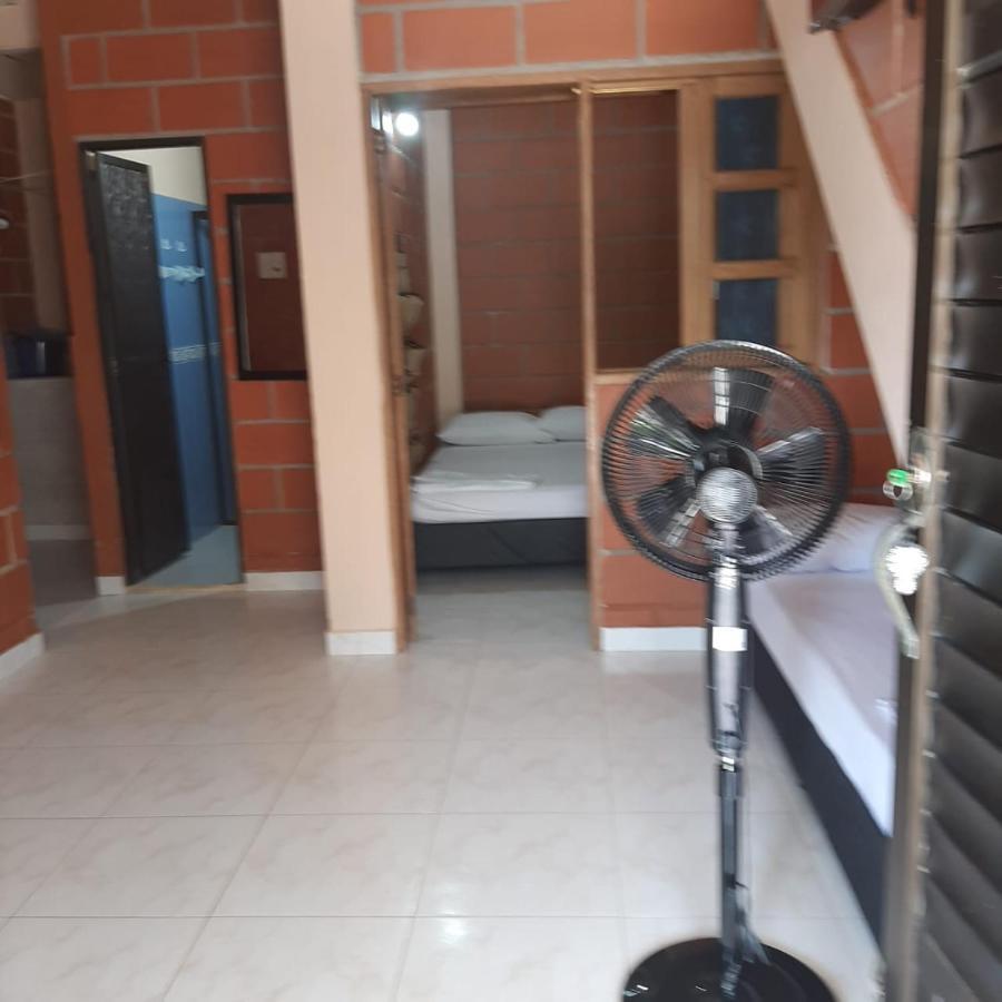 Mi Pueblo Natal Aptos Y Habitaciones Некоклі Екстер'єр фото