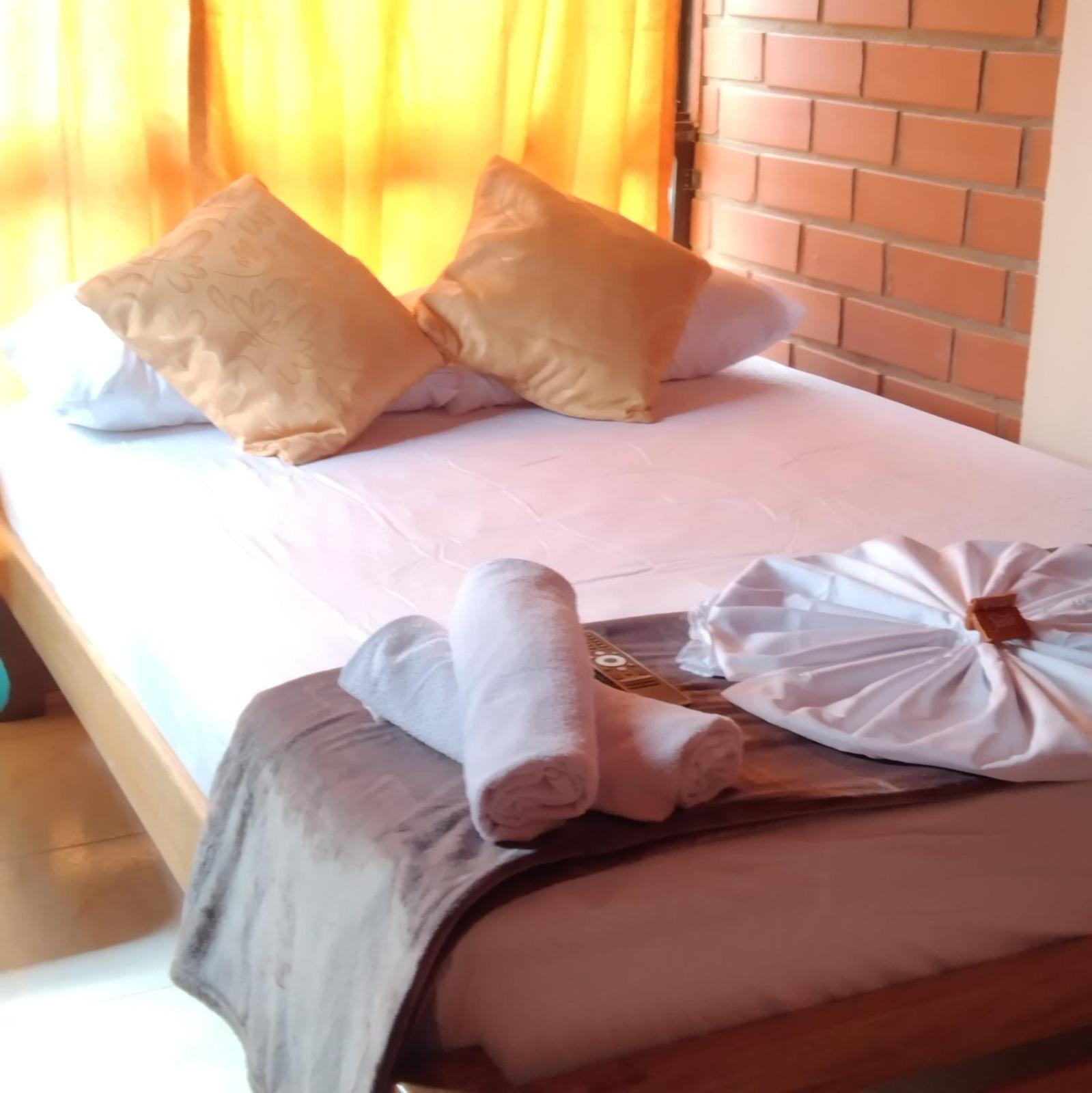 Mi Pueblo Natal Aptos Y Habitaciones Некоклі Екстер'єр фото